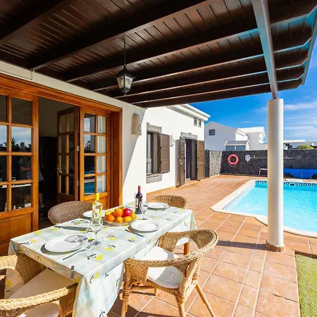 Capricho Villa Playa Blanca